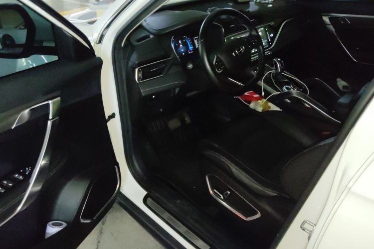 Used Geely Auto Emgrand X7 Sport 2020 1.5TD Automatic Smart Connect PRO Driver Seat