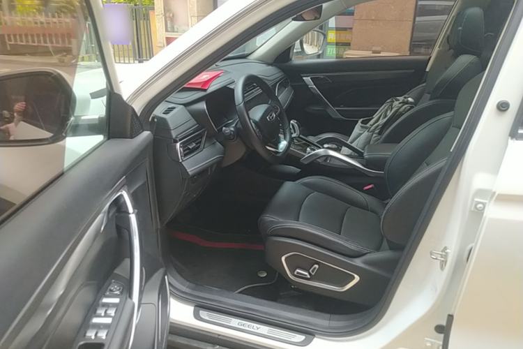 Used Geely Auto Emgrand X7 Sport 2020 1.5TD Automatic Smart Connect PRO Driver Seat