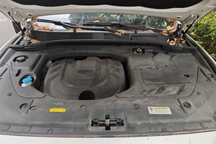 Used Geely Auto Emgrand X7 Sport 2020 1.5TD Automatic Smart Connect PRO Engine Bay