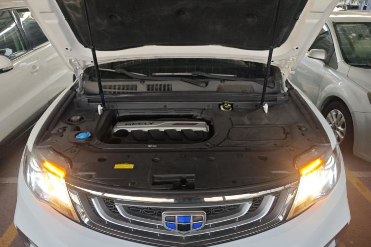 Used Geely Auto Emgrand X7 Sport 2020 1.8TD DCT Two-Wheel Drive Zhiya Model Engine Bay