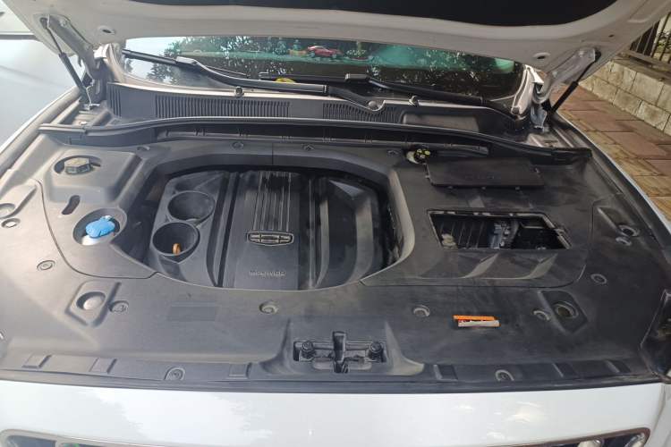 Used Geely Auto Emgrand X7 Sport 2020 1.8TD DCT ZhiZun PRO Engine Bay