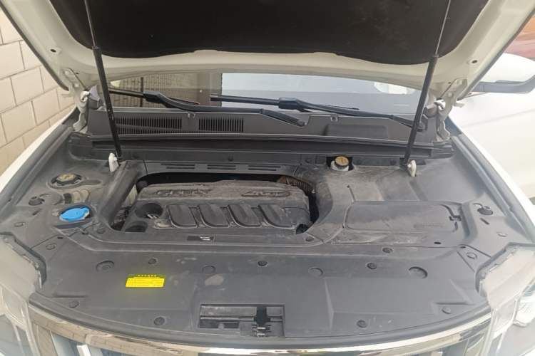 Used Geely Auto Emgrand X7 Sport 2020 1.8TD DCT Two-Wheel Drive Smart Connect 4G-Enabled Version Engine Bay