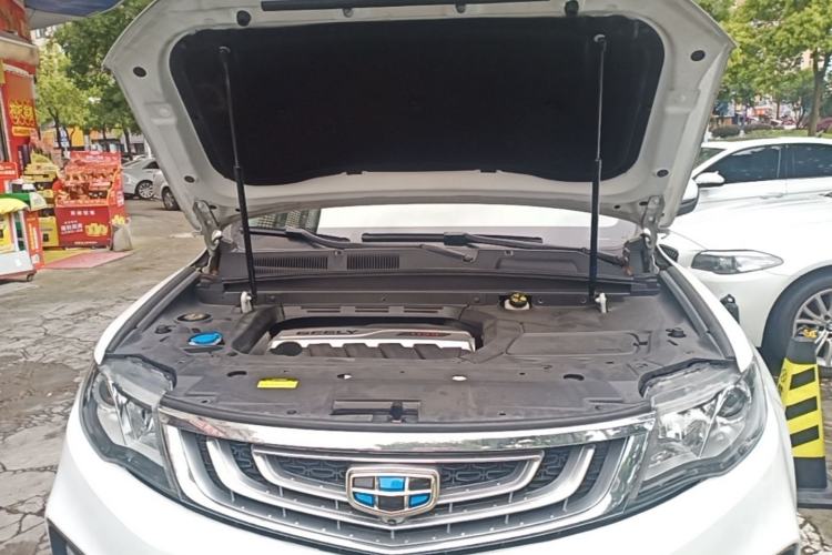 Used Geely Auto Emgrand X7 Sport 2020 1.8TD DCT Two-Wheel Drive Zhiya Model Engine Bay