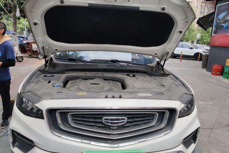 Used Geely Auto Emgrand X7 Sport 2020 1.5TD Automatic Smart Connect PRO Engine Bay