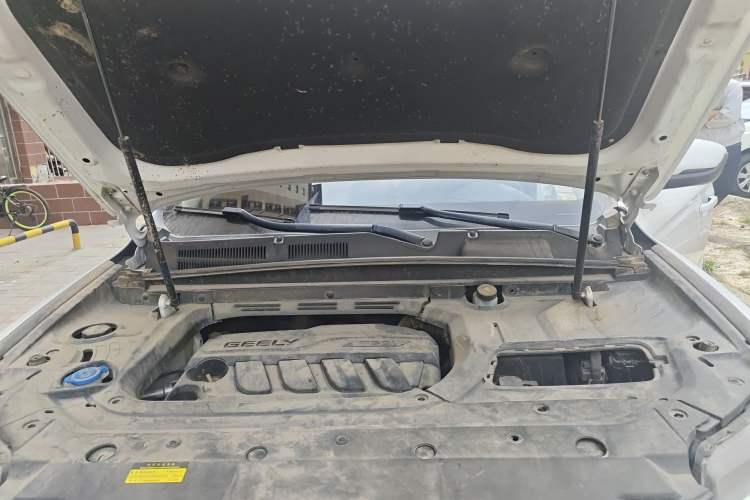 Used Geely Auto Emgrand X7 Sport 2020 1.8TD DCT Two-Wheel Drive Smart Connect 4G-Enabled Version Engine Bay