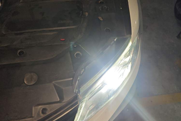 Used Geely Auto Emgrand X7 Sport 2020 1.8TD DCT Two-Wheel Drive Smart Connect 4G-Enabled Version Engine Bay Left
