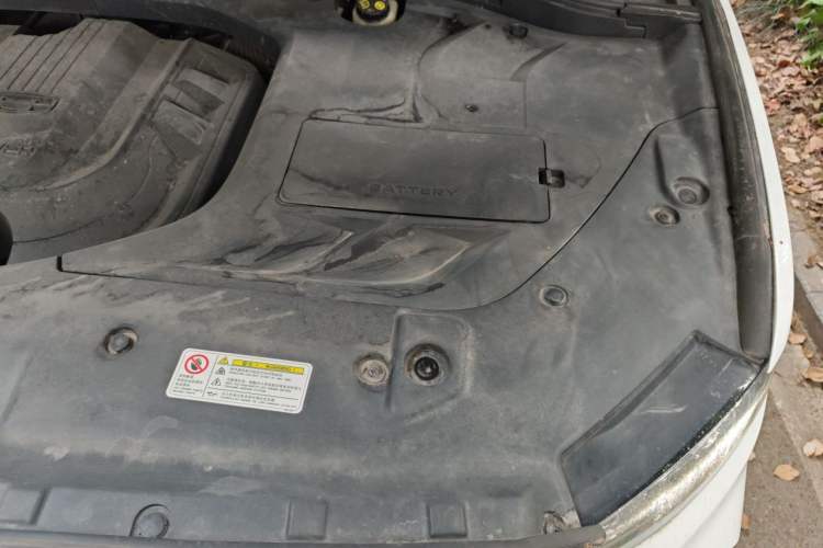 Used Geely Auto Emgrand X7 Sport 2020 1.5TD Automatic Smart Connect PRO Engine Bay Left