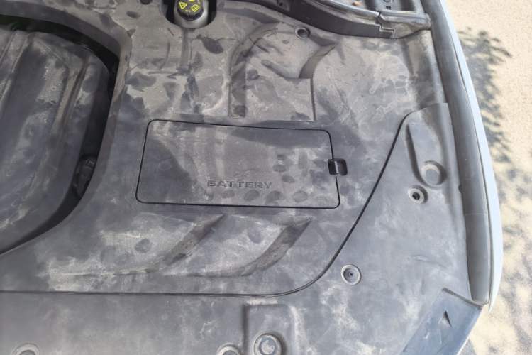 Used Geely Auto Emgrand X7 Sport 2020 1.8TD DCT Smart Connect PRO Engine Bay Left