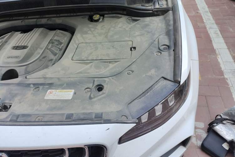 Used Geely Auto Emgrand X7 Sport 2020 1.5TD Automatic Smart Connect PRO Engine Bay Left
