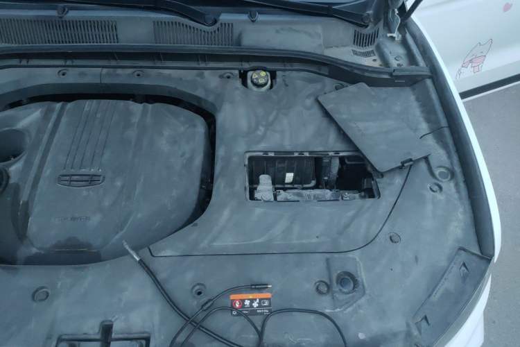 Used Geely Auto Emgrand X7 Sport 2020 1.8TD DCT Smart Connect PRO Engine Bay Left