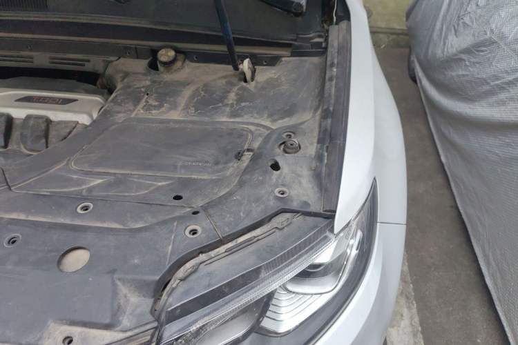 Used Geely Auto Emgrand X7 Sport 2020 1.8TD DCT Two-Wheel Drive Smart Connect 4G-Enabled Version Engine Bay Left