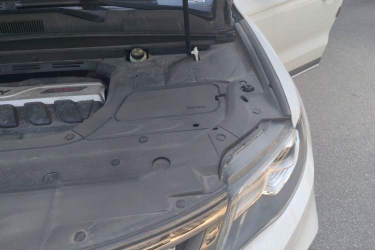Used Geely Auto Emgrand X7 Sport 2020 1.8TD DCT Two-Wheel Drive Smart Connect 4G-Enabled Version Engine Bay Left