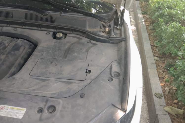 Used Geely Auto Emgrand X7 Sport 2020 1.8TD DCT Smart PRO Engine Bay Left