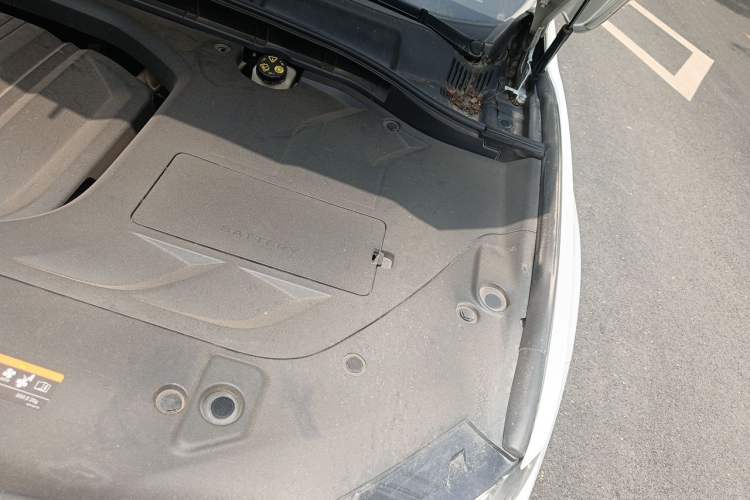 Used Geely Auto Emgrand X7 Sport 2020 1.8TD DCT Smart Connect PRO Engine Bay Left