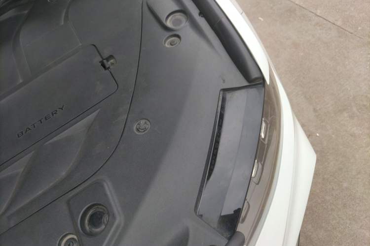 Used Geely Auto Emgrand X7 Sport 2020 1.5TD Automatic Smart Connect PRO Engine Bay Left