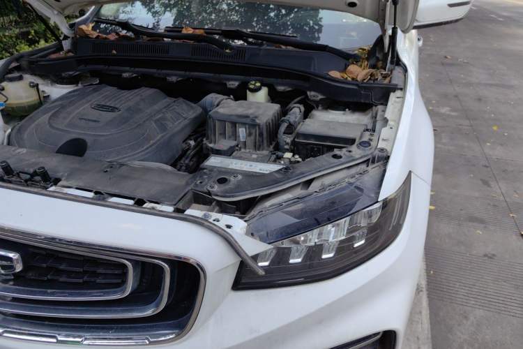 Used Geely Auto Emgrand X7 Sport 2020 1.5TD Automatic Smart Connect PRO Engine Bay Left