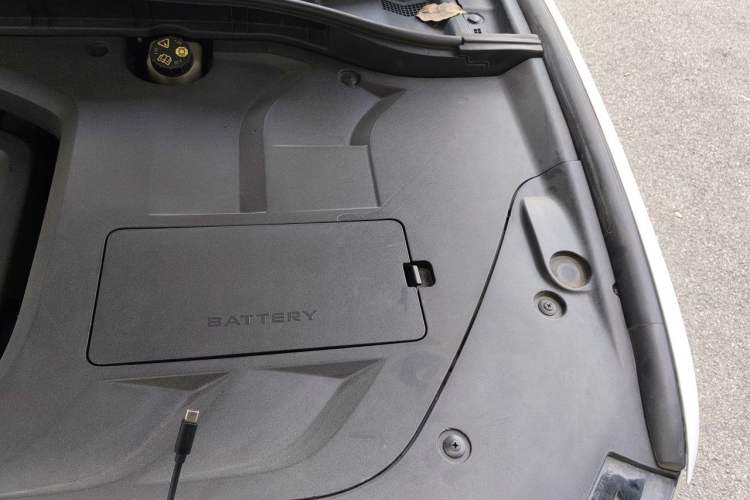 Used Geely Auto Emgrand X7 Sport 2020 1.8TD DCT Smart Connect PRO Engine Bay Left