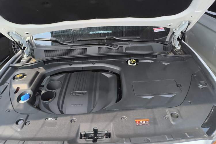 Used Geely Auto Emgrand X7 Sport 2020 1.8TD DCT Smart PRO Engine Bay