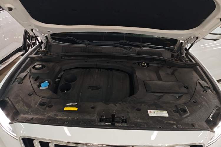 Used Geely Auto Emgrand X7 Sport 2020 1.8TD DCT Smart PRO Engine Bay