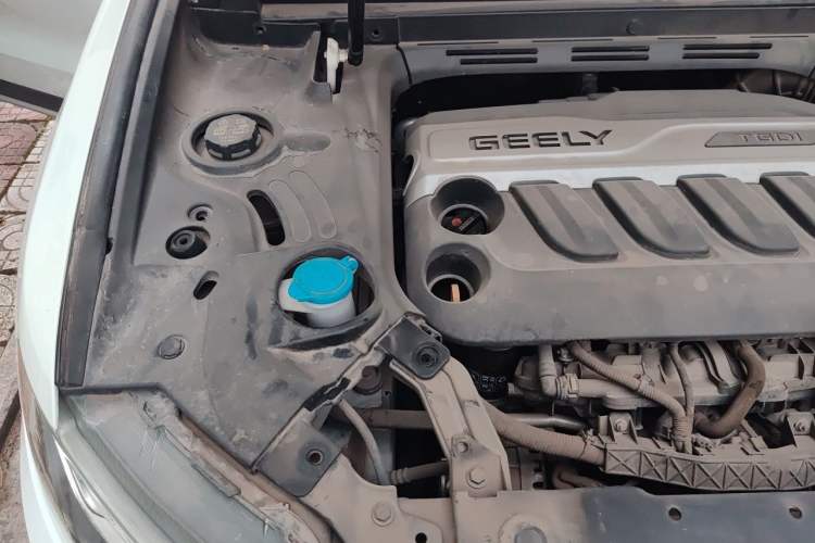 Used Geely Auto Emgrand X7 Sport 2020 1.8TD DCT Two-Wheel Drive Smart Connect 4G-Enabled Version Engine Bay Right