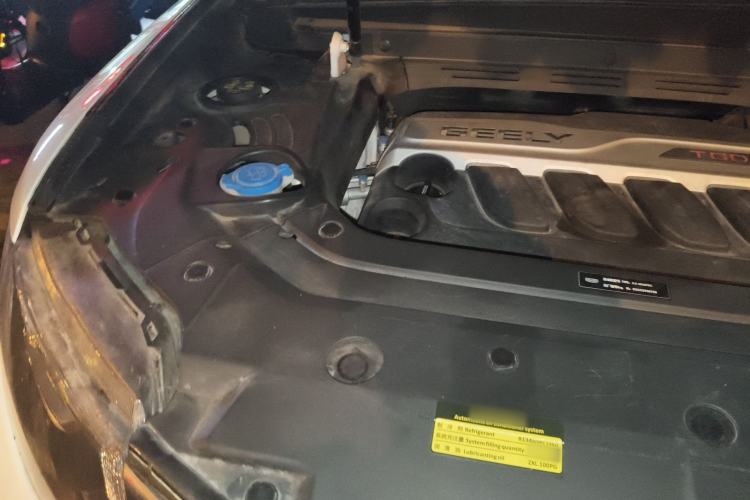 Used Geely Auto Emgrand X7 Sport 2020 1.8TD DCT Two-Wheel Drive Smart Connect 4G-Enabled Version Engine Bay Right
