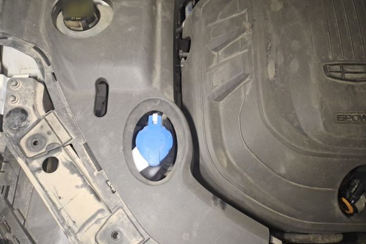 Used Geely Auto Emgrand X7 Sport 2020 1.5TD Automatic Smart Connect PRO Engine Bay Right