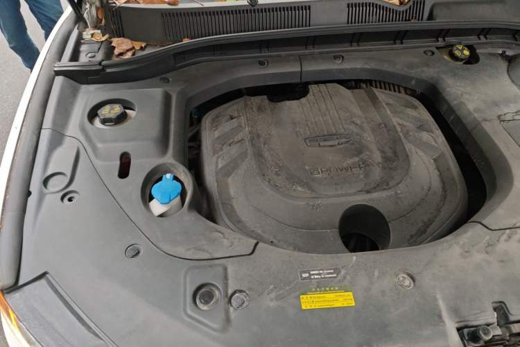 Used Geely Auto Emgrand X7 Sport 2020 1.5TD Automatic Smart Connect PRO Engine Bay Right