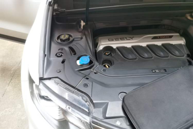 Used Geely Auto Emgrand X7 Sport 2020 1.8TD DCT Two-Wheel Drive Smart Connect 4G-Enabled Version Engine Bay Right