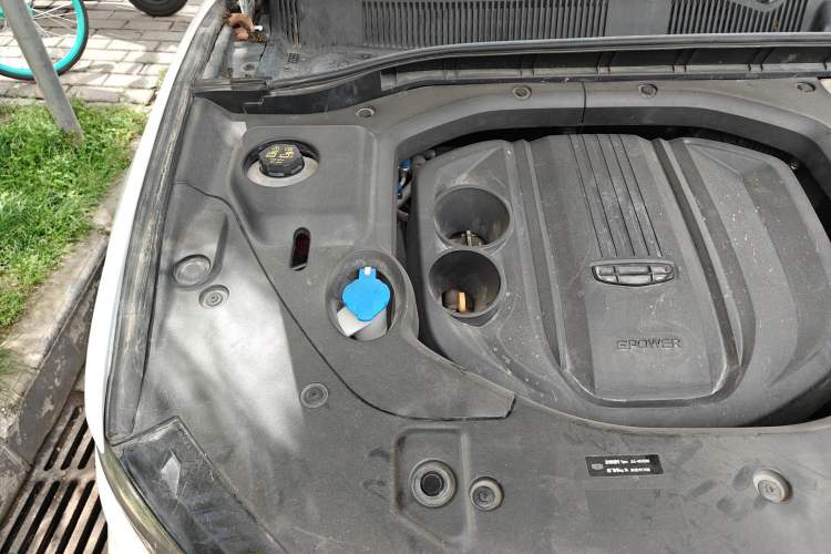 Used Geely Auto Emgrand X7 Sport 2020 1.8TD DCT Smart Connect PRO Engine Bay Right