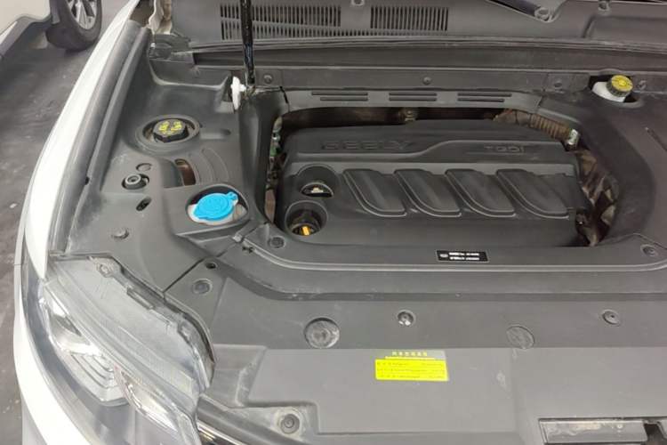 Used Geely Auto Emgrand X7 Sport 2020 1.8TD DCT Two-Wheel Drive Smart Connect 4G-Enabled Version Engine Bay Right