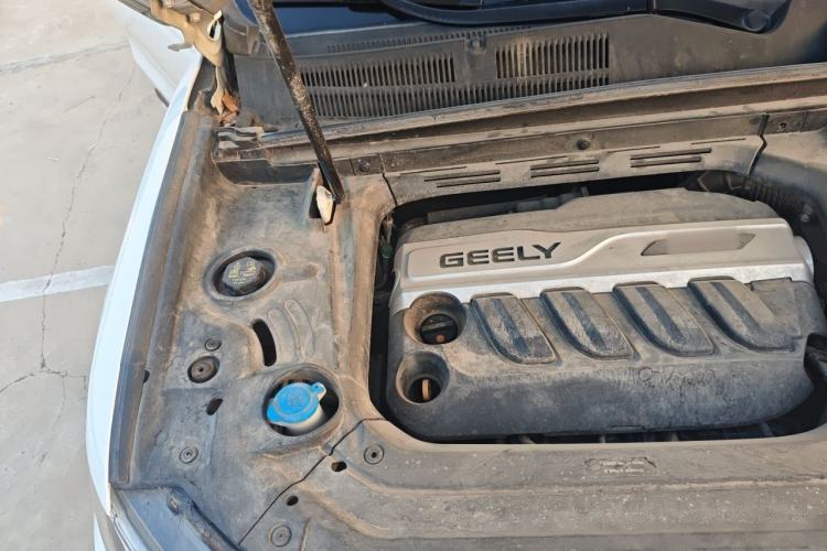 Used Geely Auto Emgrand X7 Sport 2020 1.8TD DCT Two-Wheel Drive Zhiya Model Engine Bay Right