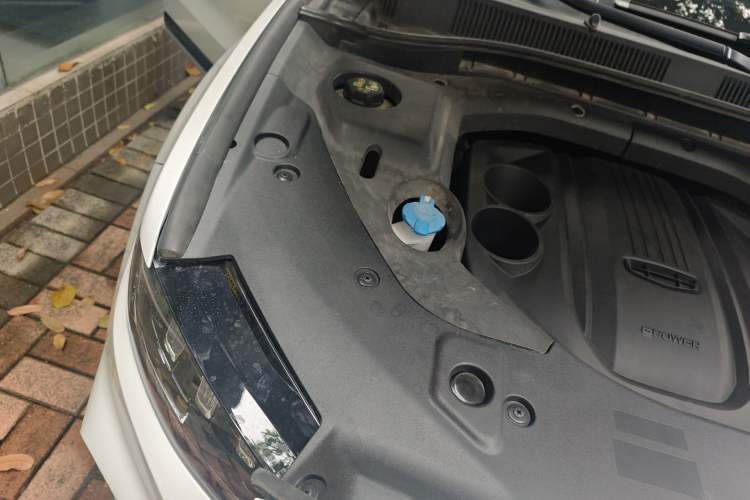 Used Geely Auto Emgrand X7 Sport 2020 1.8TD DCT Smart PRO Engine Bay Right