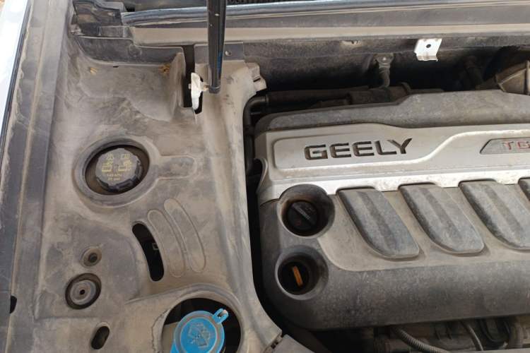 Used Geely Auto Emgrand X7 Sport 2020 1.8TD DCT Two-Wheel Drive Smart Connect 4G-Enabled Version Engine Bay Right