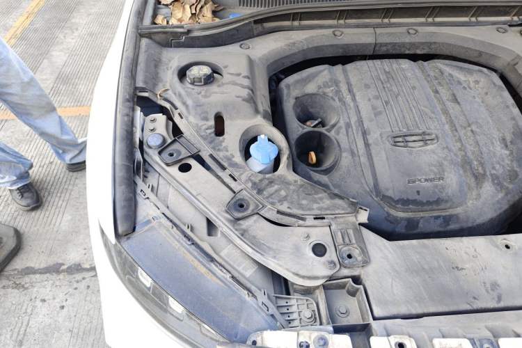 Used Geely Auto Emgrand X7 Sport 2020 1.8TD DCT ZhiZun PRO Engine Bay Right