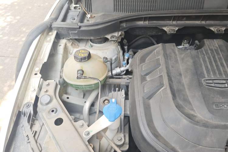Used Geely Auto Emgrand X7 Sport 2020 1.5TD Automatic Smart Connect PRO Engine Bay Right