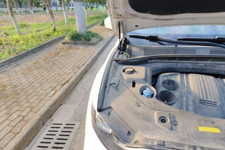 Used Geely Auto Emgrand X7 Sport 2020 1.8TD DCT Smart Connect PRO Engine Bay Right