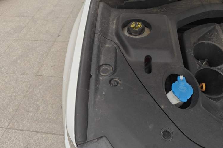 Used Geely Auto Emgrand X7 Sport 2020 1.8TD DCT Smart Connect PRO Engine Bay Right