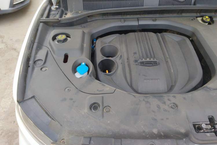 Used Geely Auto Emgrand X7 Sport 2020 1.8TD DCT Smart PRO Engine Bay Right