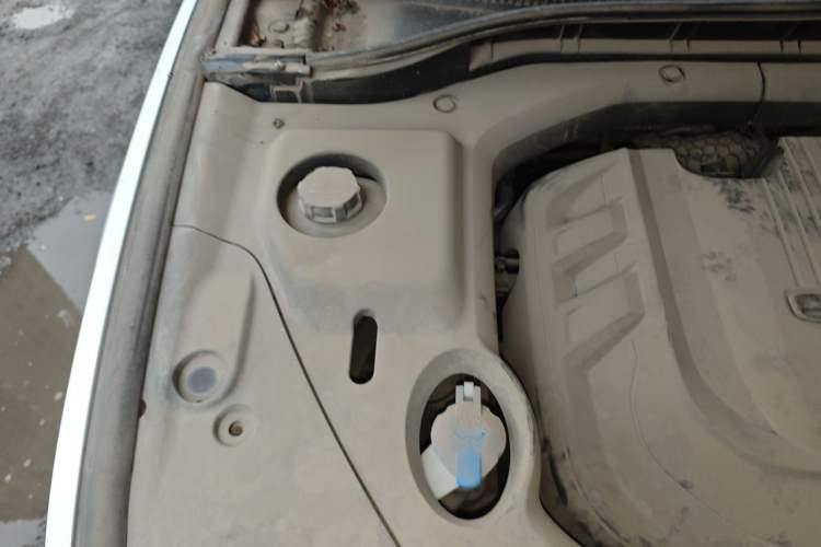 Used Geely Auto Emgrand X7 Sport 2020 1.5TD Automatic Smart Connect PRO Engine Bay Right