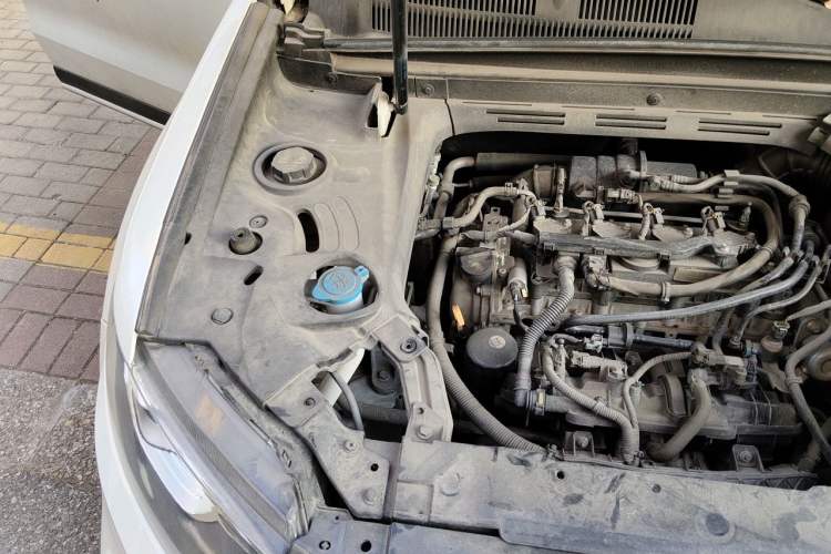 Used Geely Auto Emgrand X7 Sport 2020 1.8TD DCT Two-Wheel Drive Zhiya Model Engine Bay Right