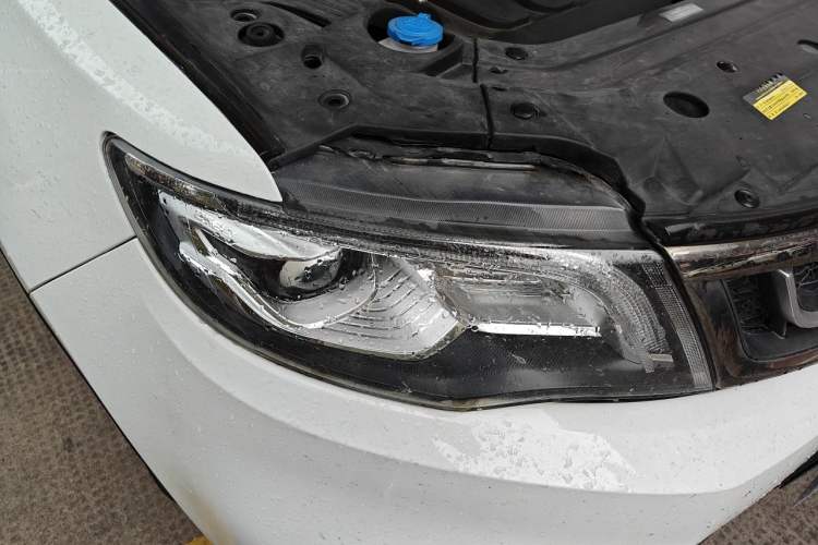 Used Geely Auto Emgrand X7 Sport 2020 1.8TD DCT Two-Wheel Drive Smart Connect 4G-Enabled Version Engine Bay Right