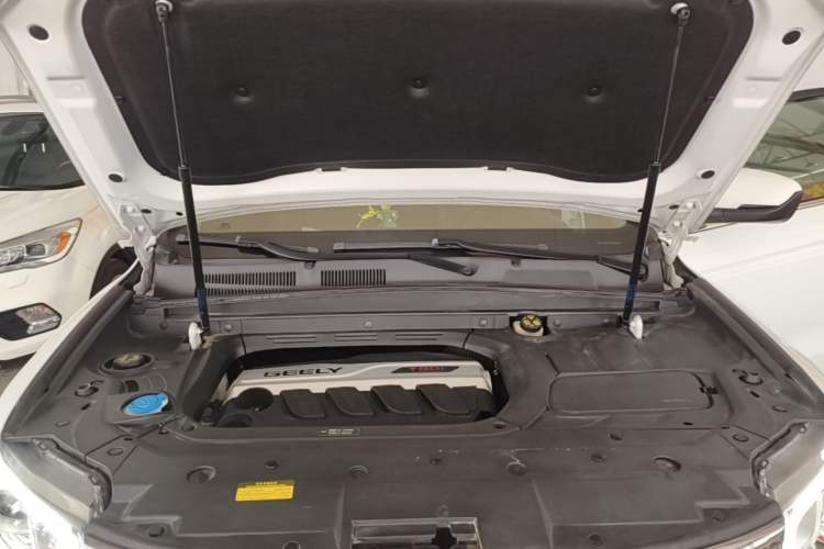 Used Geely Auto Emgrand X7 Sport 2020 1.8TD DCT Two-Wheel Drive Smart Connect 4G-Enabled Version Engine Bay