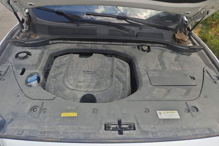Used Geely Auto Emgrand X7 Sport 2020 1.5TD Automatic Smart Connect PRO Engine Bay