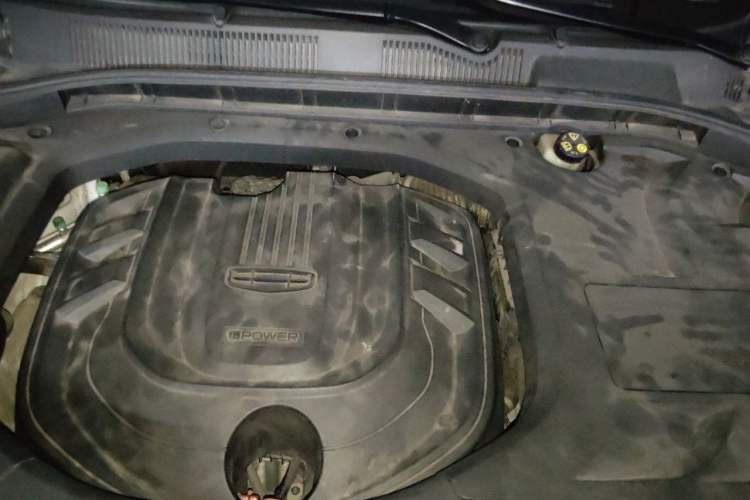Used Geely Auto Emgrand X7 Sport 2020 1.5TD Automatic Smart Connect PRO Engine Bay