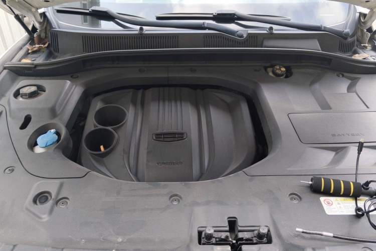 Used Geely Auto Emgrand X7 Sport 2020 1.8TD DCT Smart Connect PRO Engine Bay