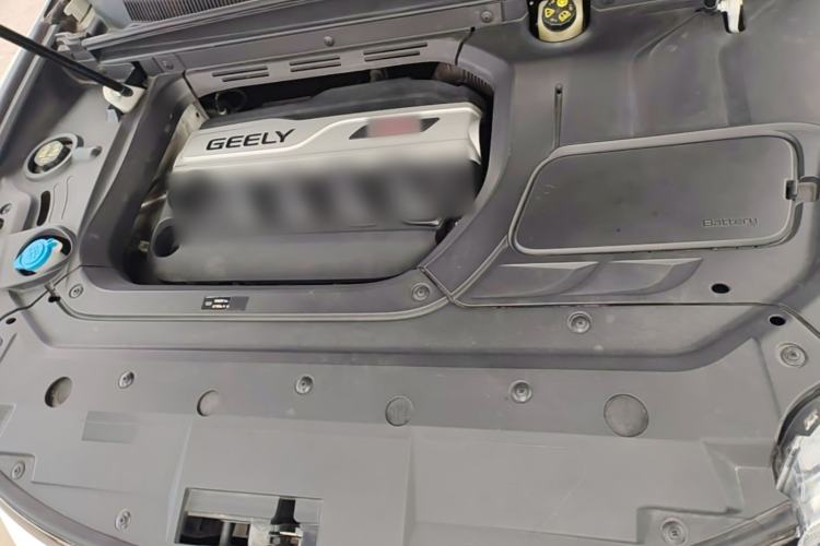 Used Geely Auto Emgrand X7 Sport 2020 1.8TD DCT Two-Wheel Drive Zhiya Model Engine Bay