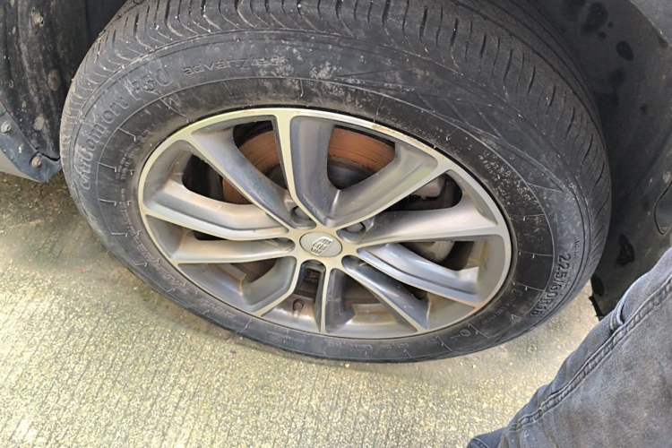 Used Geely Auto Emgrand X7 Sport 2020 1.8TD DCT Two-Wheel Drive Smart Connect 4G-Enabled Version Exterior 1