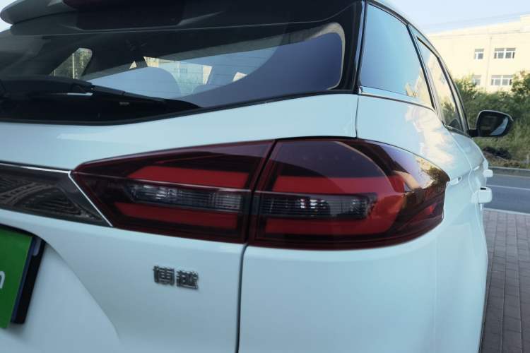 Used Geely Auto Emgrand X7 Sport 2020 1.8TD DCT Two-Wheel Drive Smart Connect 4G-Enabled Version Exterior 10