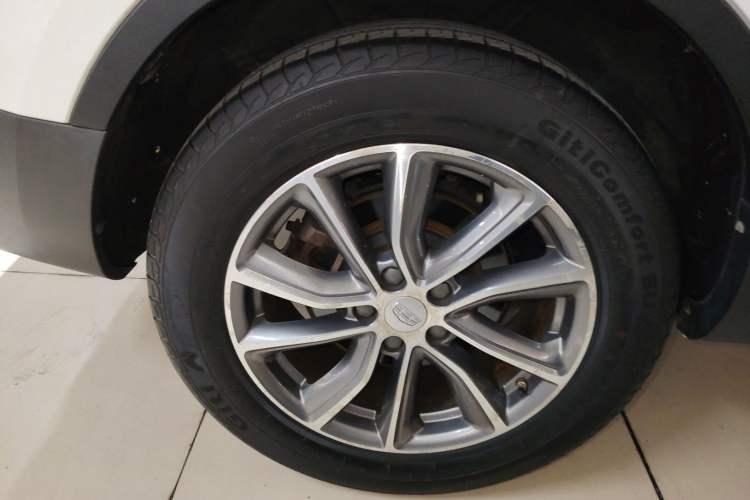 Used Geely Auto Emgrand X7 Sport 2020 1.8TD DCT Two-Wheel Drive Smart Connect 4G-Enabled Version Exterior 3