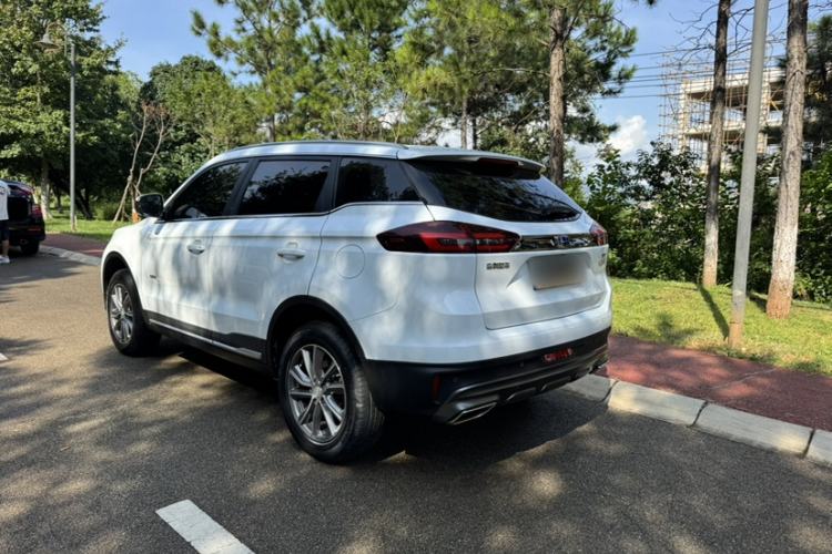 Used Geely Auto Emgrand X7 Sport 2020 1.8TD DCT Two-Wheel Drive Zhiya Model Exterior 3
